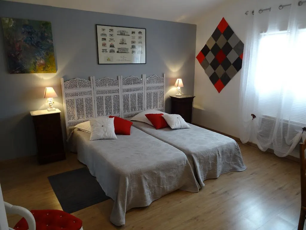 Une Chambre En Ville Savigneux