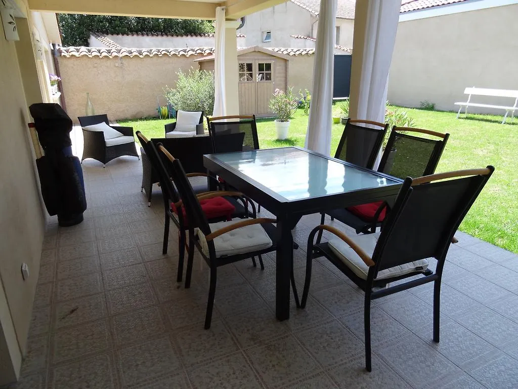 Une Chambre En Ville Savigneux  2*, Savigneux (Loire)